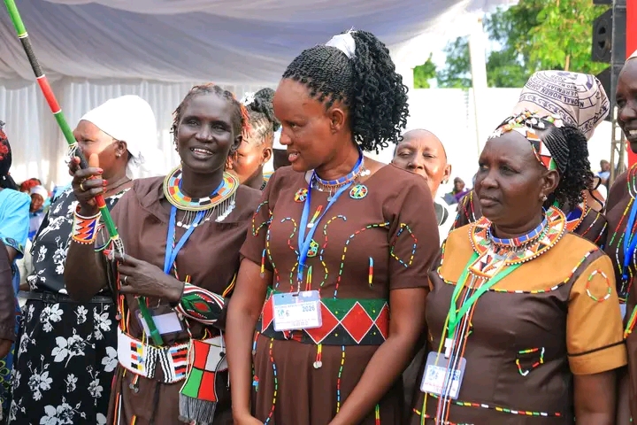 PRAISING GOD IN AN AFRICAN WAY